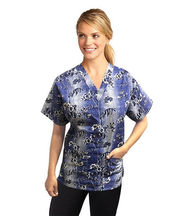 Blue And White Flower Print Scrub Set 4 Pockets Ladies Half Sleeves (2 Pockets Top and 2 Pockets Pant)